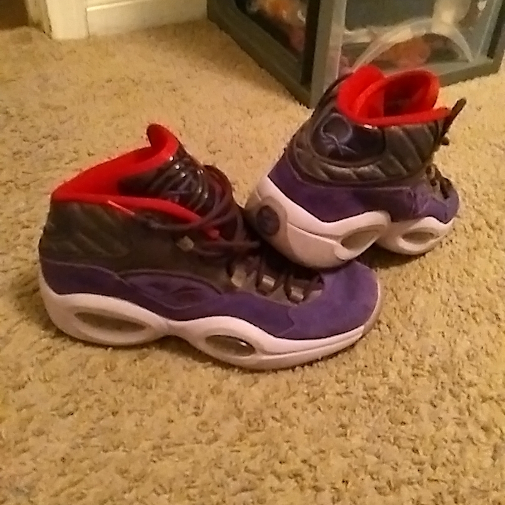 Reebok's - Picture 4 of 4
